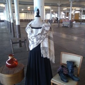 Traditional white and grey Mexican serape shawl